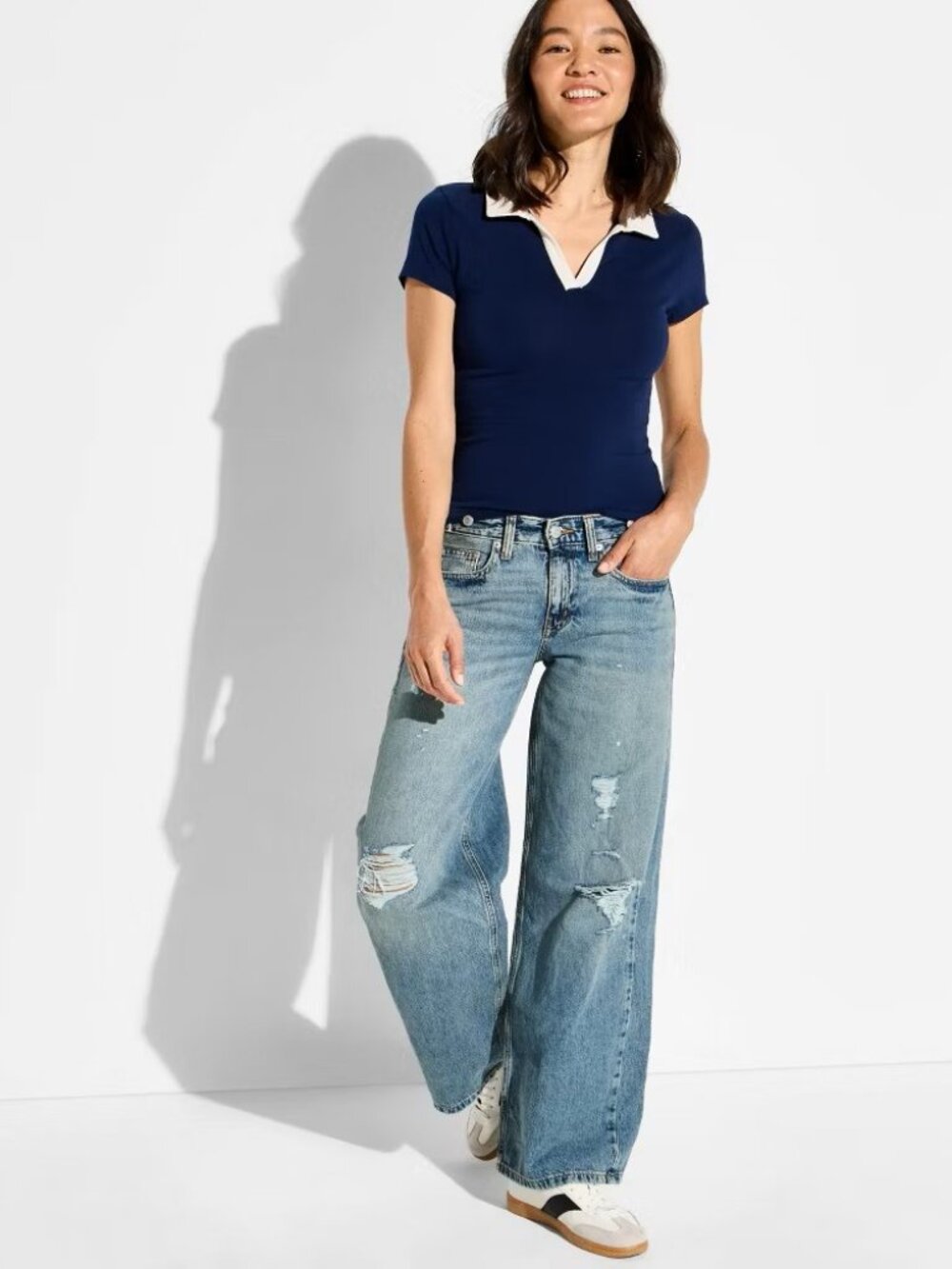 NWT Women's Wild Fable Size 6 Ultra Low-Rise Baggy Distressed Blue Denim Jeans